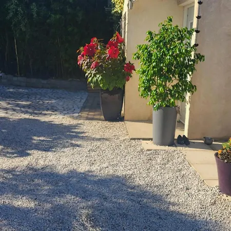 Havre De Paix Casa vacanze Nîmes